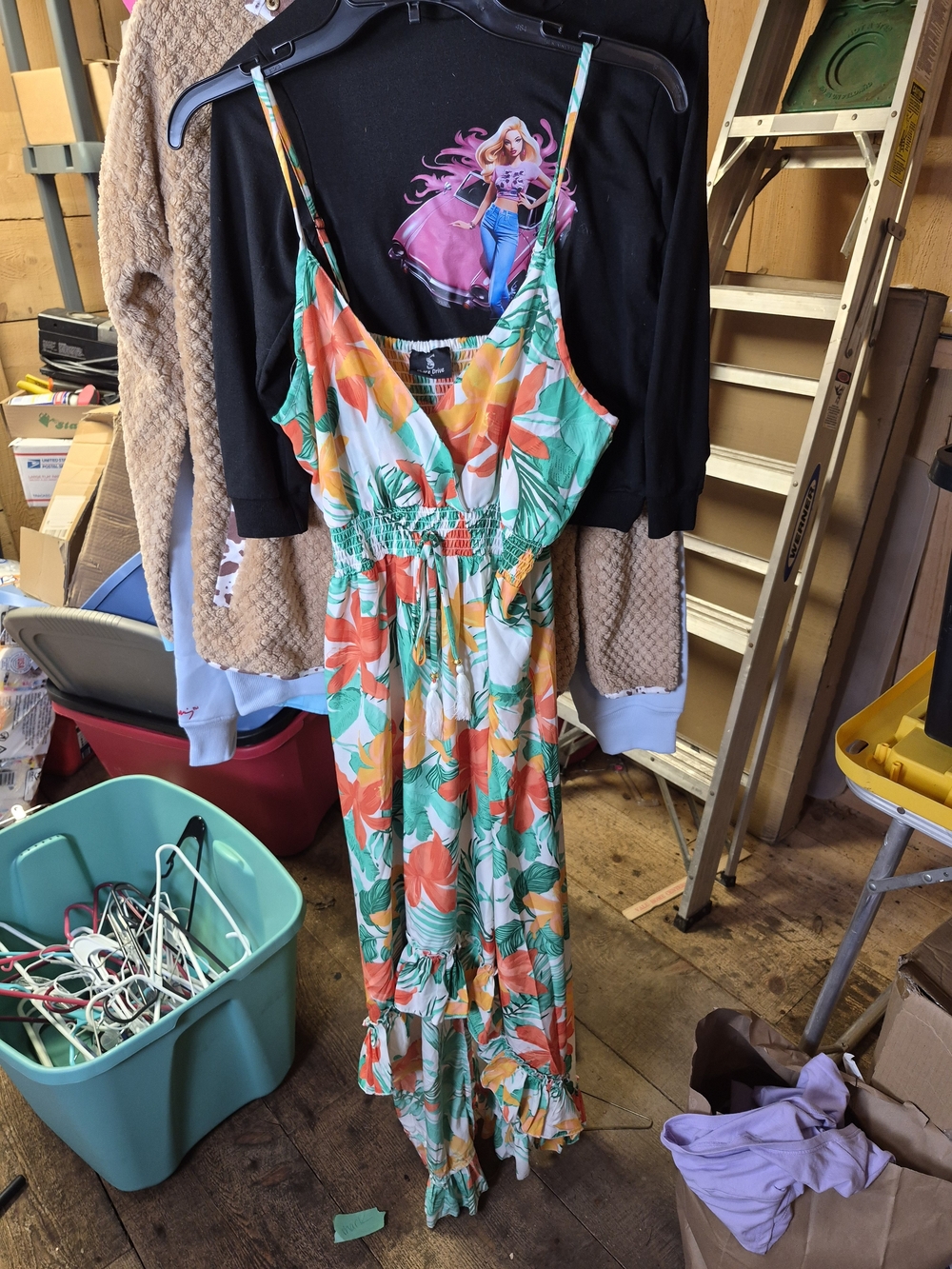 Tropical Floral Sleeveless Dress in Orange & Green Bin 63